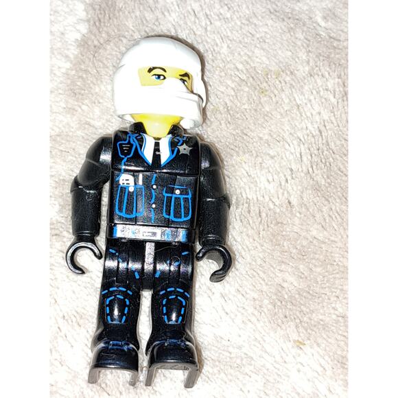 Lego Figures Motorcycle Police man and Construction worker - Picture 1 of 4